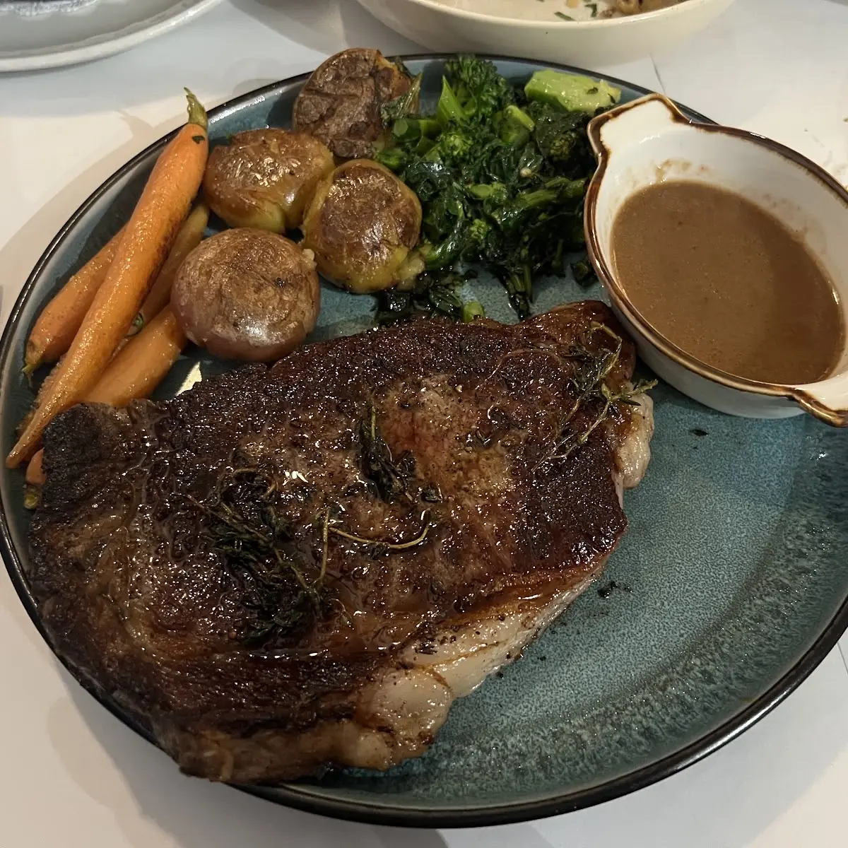 Steak with Roasted Vegetables Gravy
