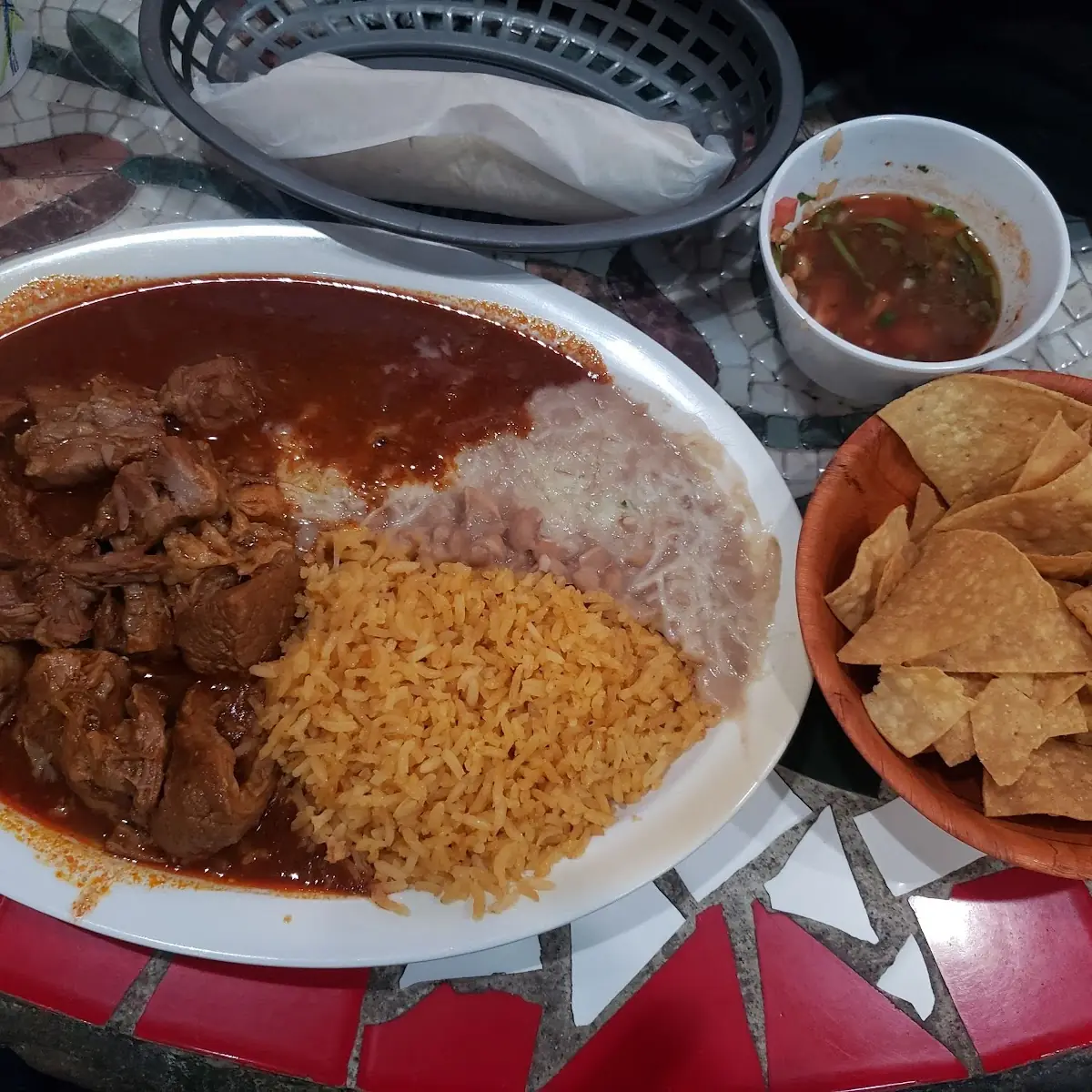Lengua En Salsa Verde Tongue Combo