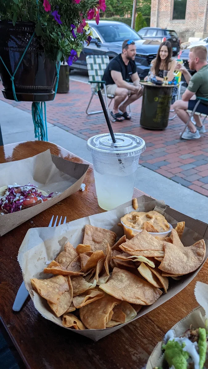 Chips Queso