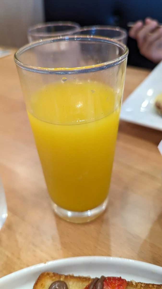 Freshly Squeezed Orange Juice, Ben & Florentine
