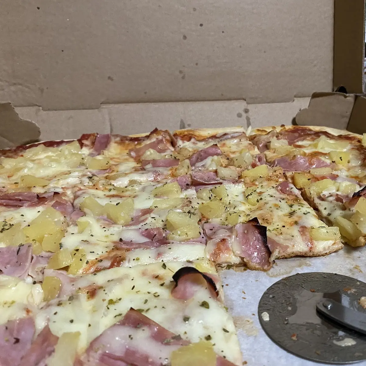 Hawaiian Pizza