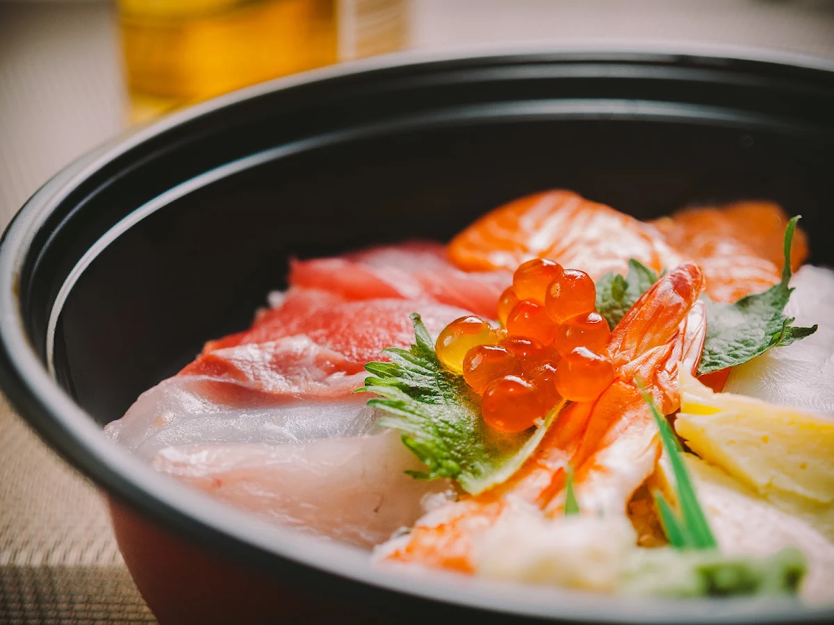 Chirashi Don, Taro's Fish