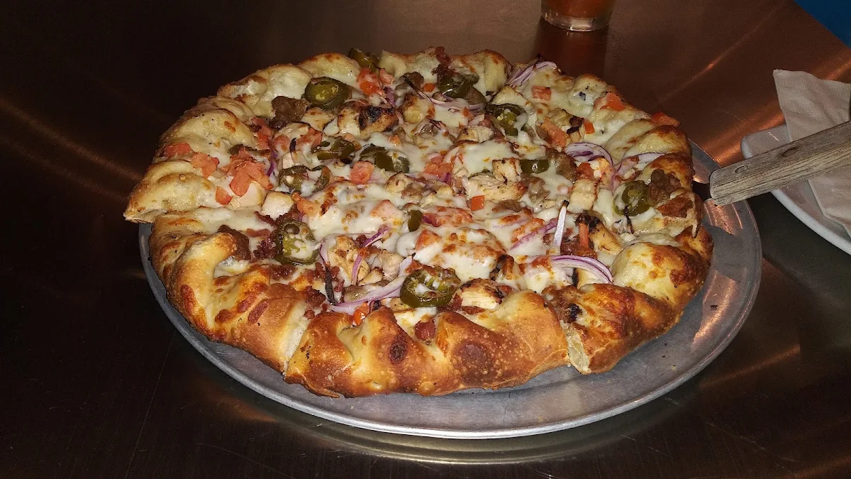 Spicy Chicken Pizza