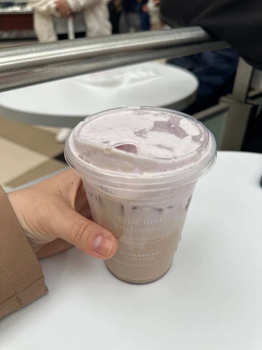 Iced White Chocolate Mocha
