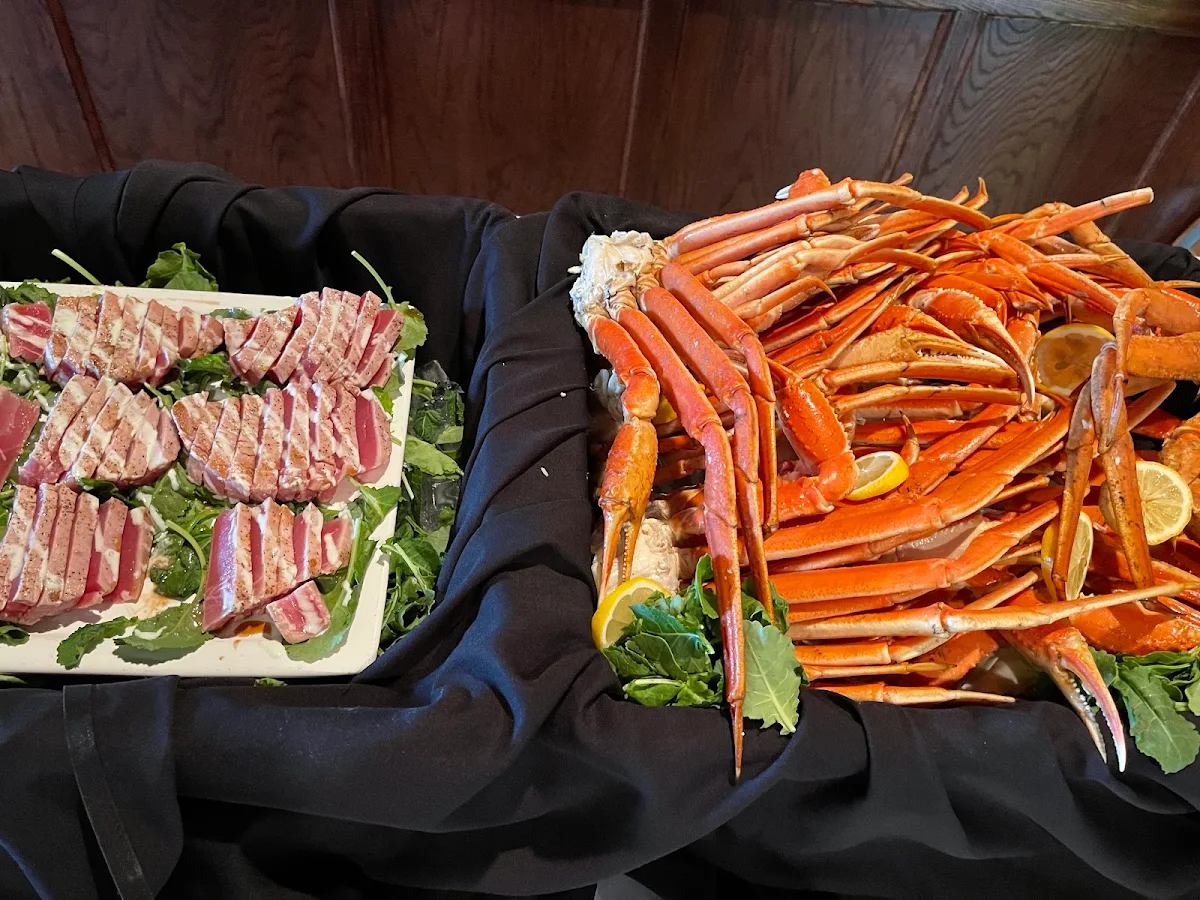 Crab Legs and Seared Tuna