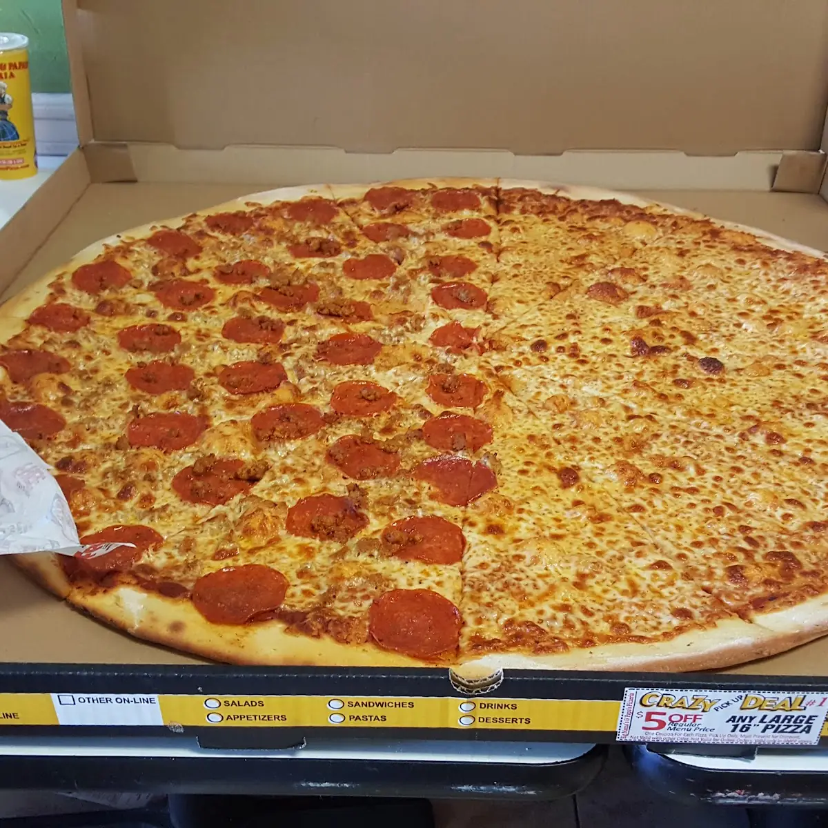 36 Round Pizza