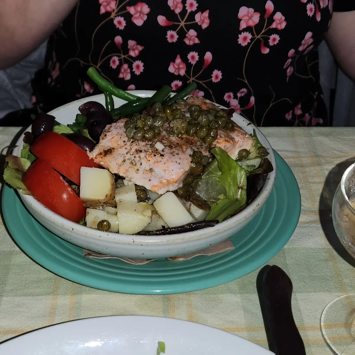 Garden Salad with Grilled Salmon