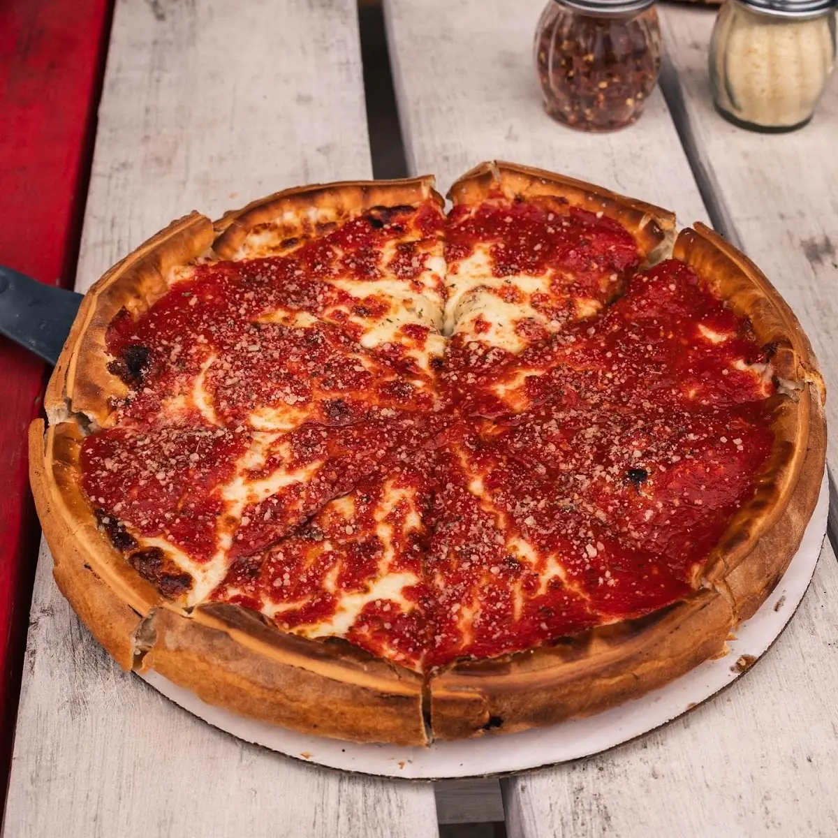 Pan Pizza with Cheese