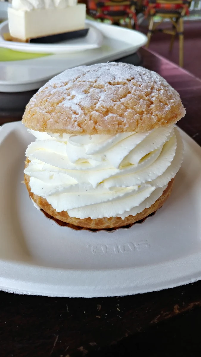 Cream Puff