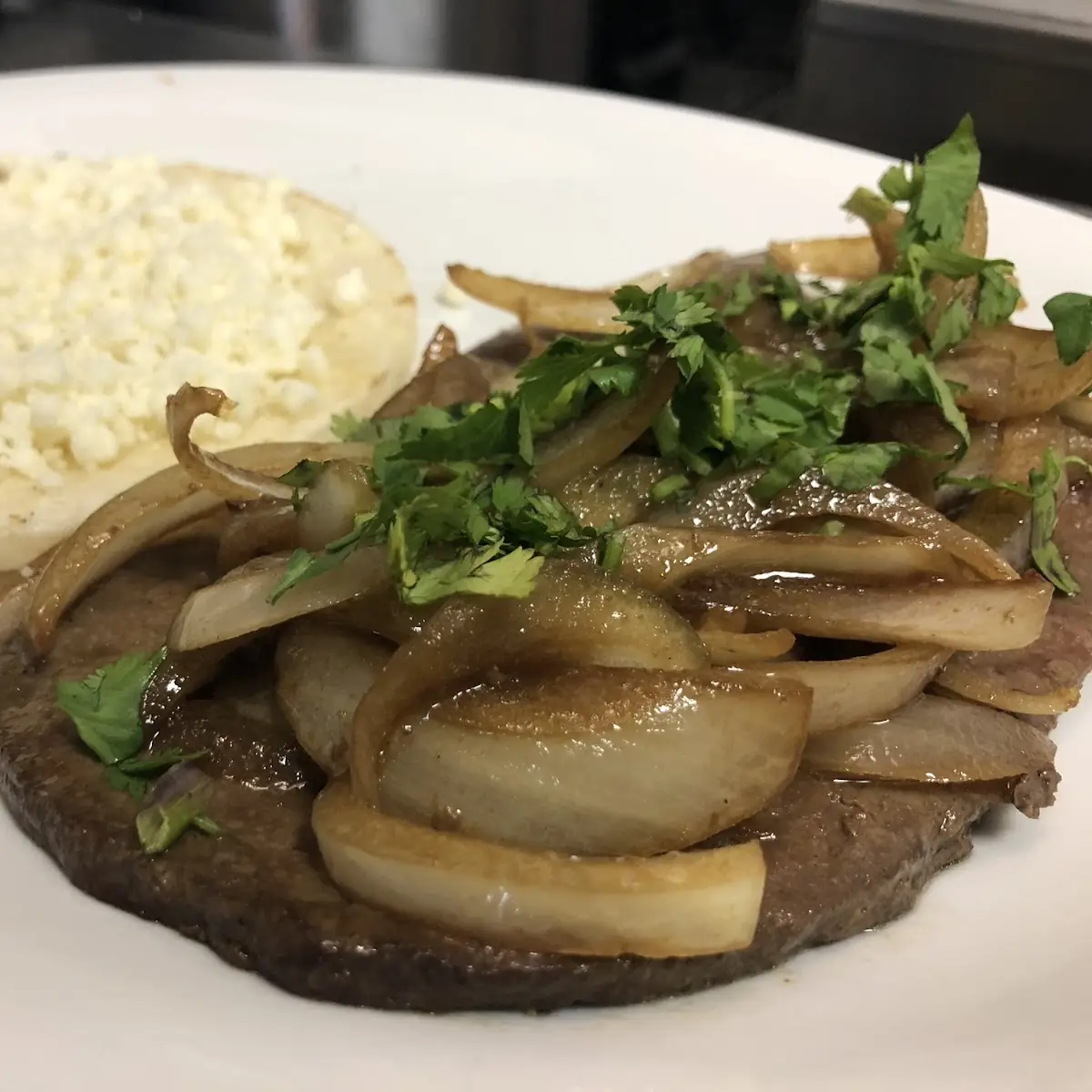 Desayuno Higado Encebollado