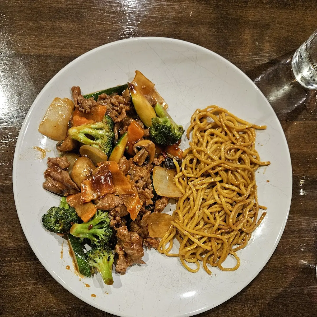 Hibachi Chicken House Lo Mein