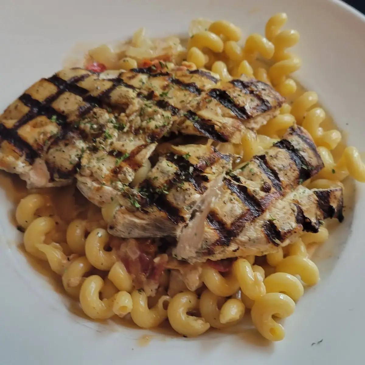Smoked Chicken Mac & Cheese