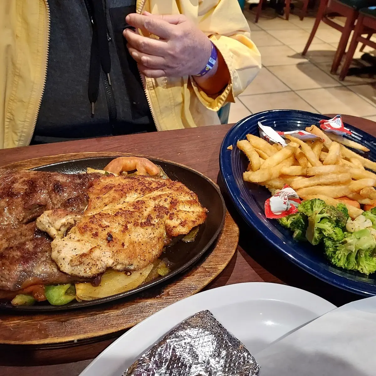 Mexicano Steak