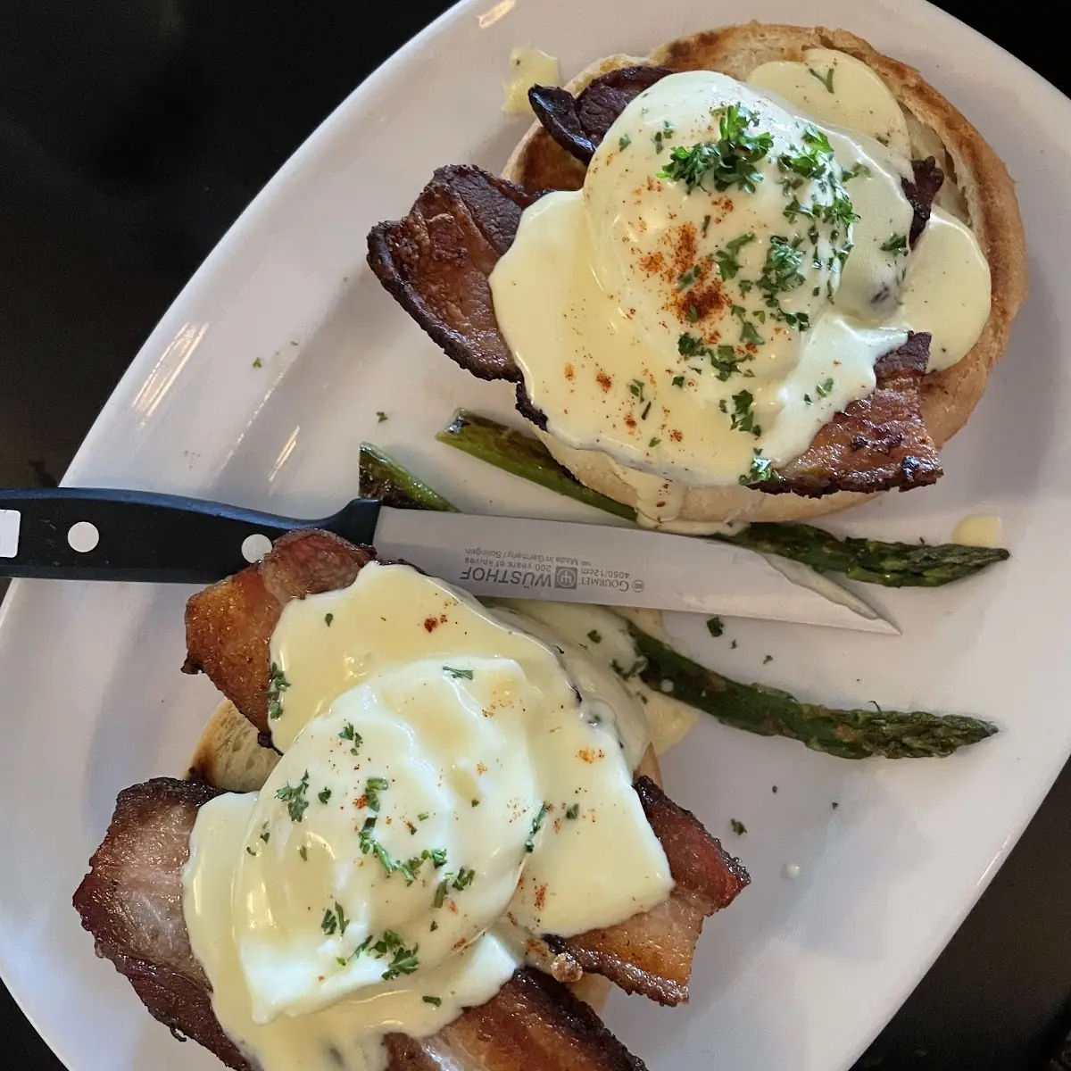 Eggs Benedict