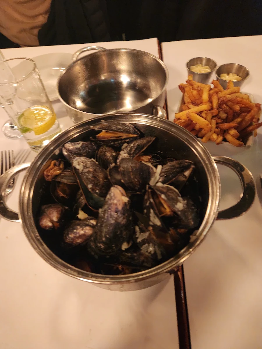 Moules Marinières