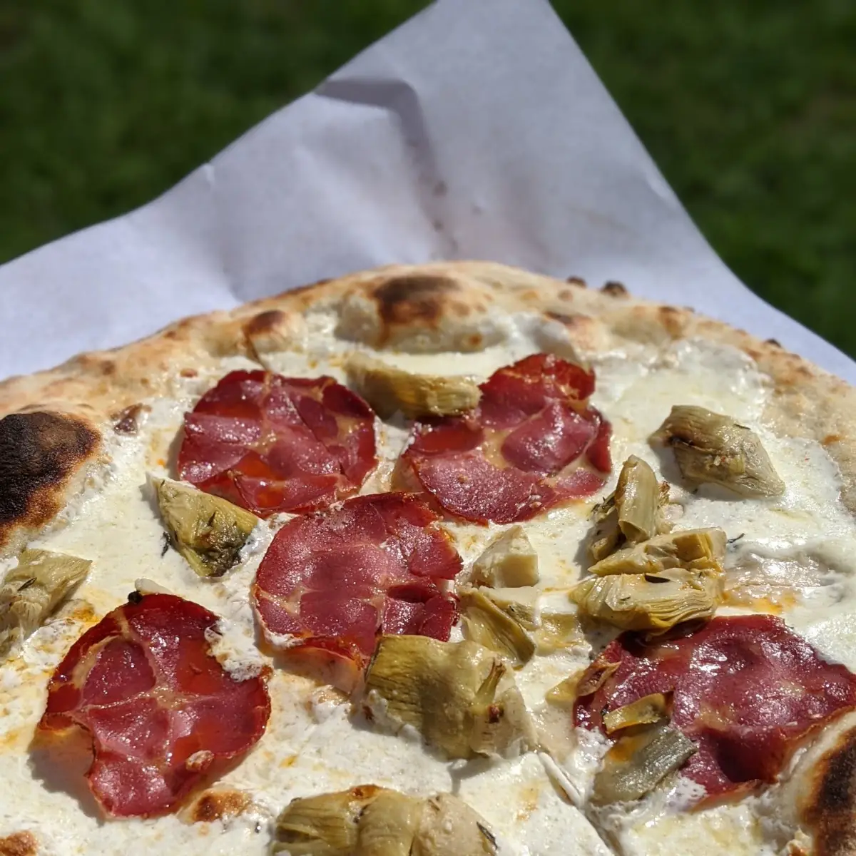 Pizza Carciofi E Capocollo