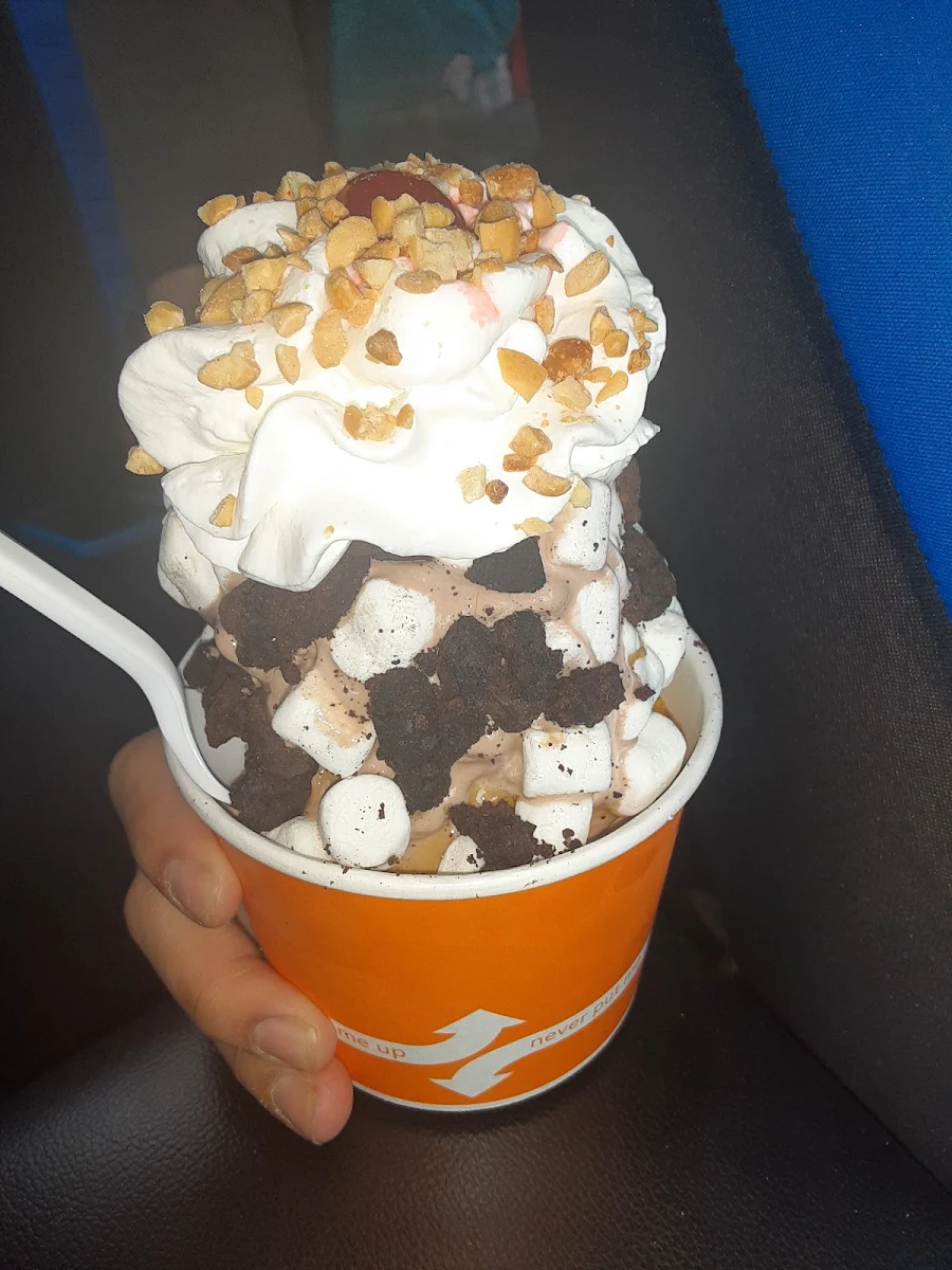 Brownie Sundae