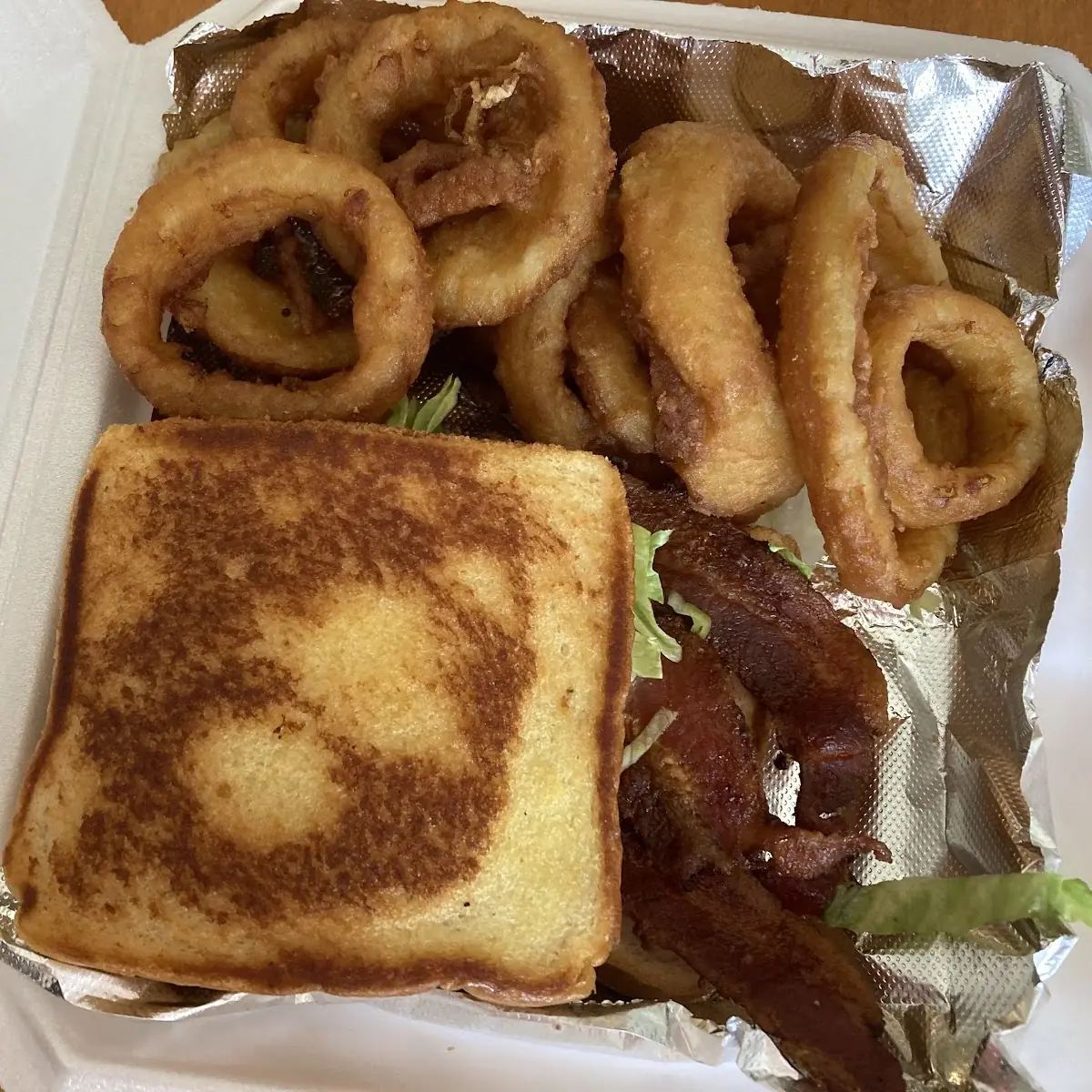 blt with Onion Rings