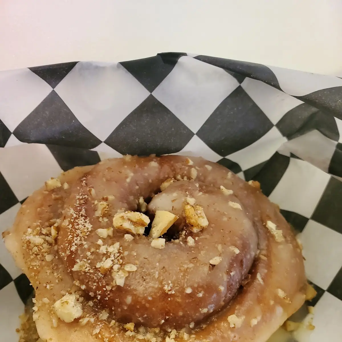 Cinnamon Roll with Caramel and Pecan