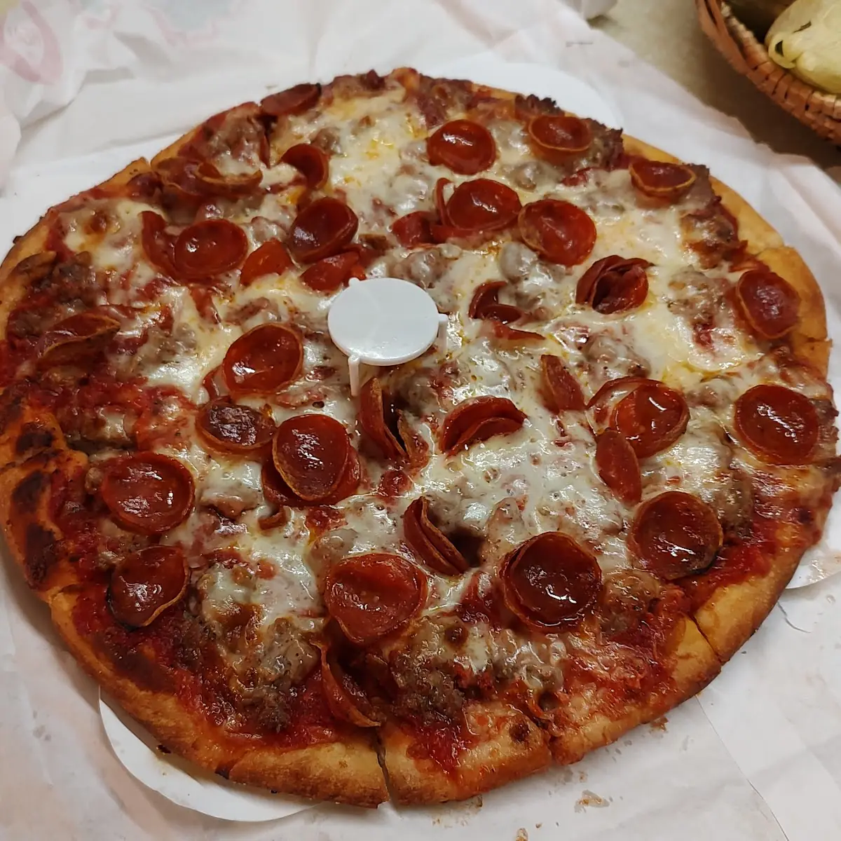 Thin Crust Pizza