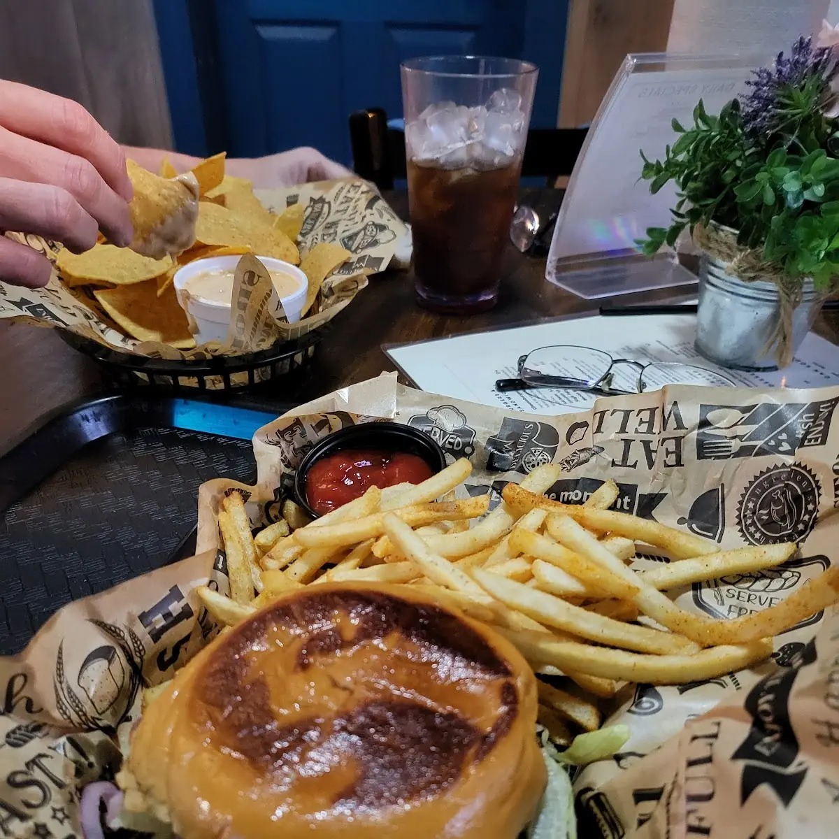 Cheeseburger Deluxe