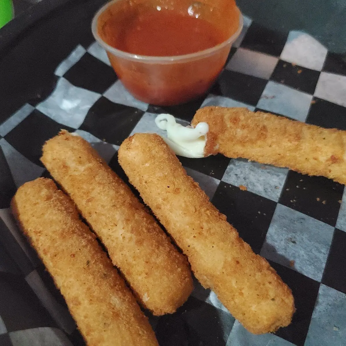 Mozzarella Sticks