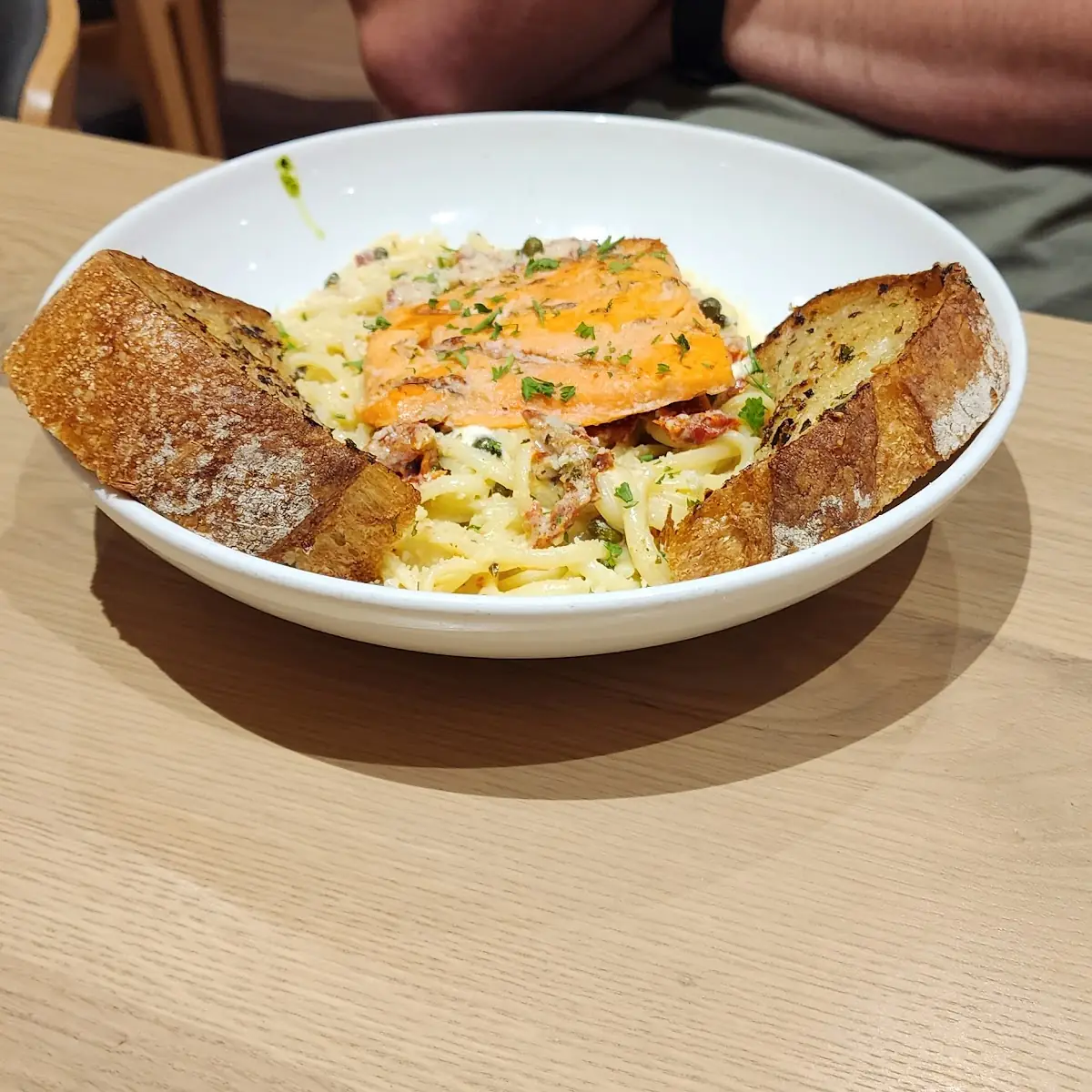 Salmon Alfredo Pasta