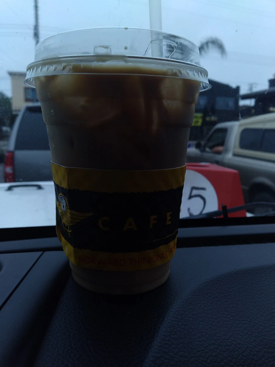 Iced Vanilla Latte