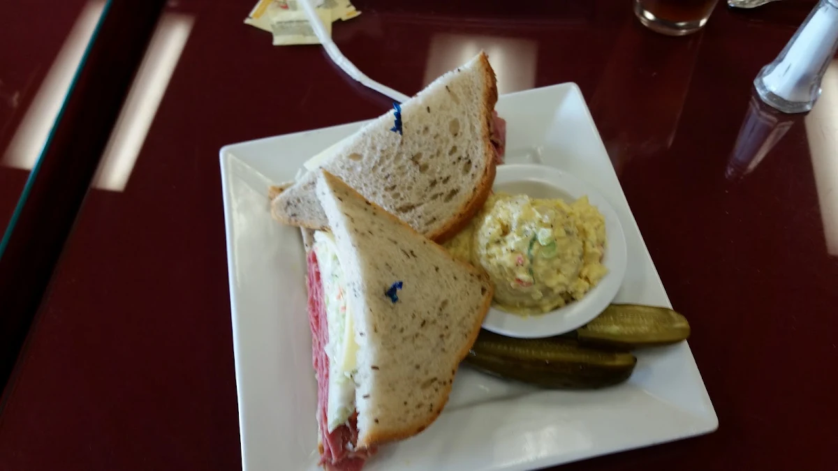 New York High Sandwich Corned Beef