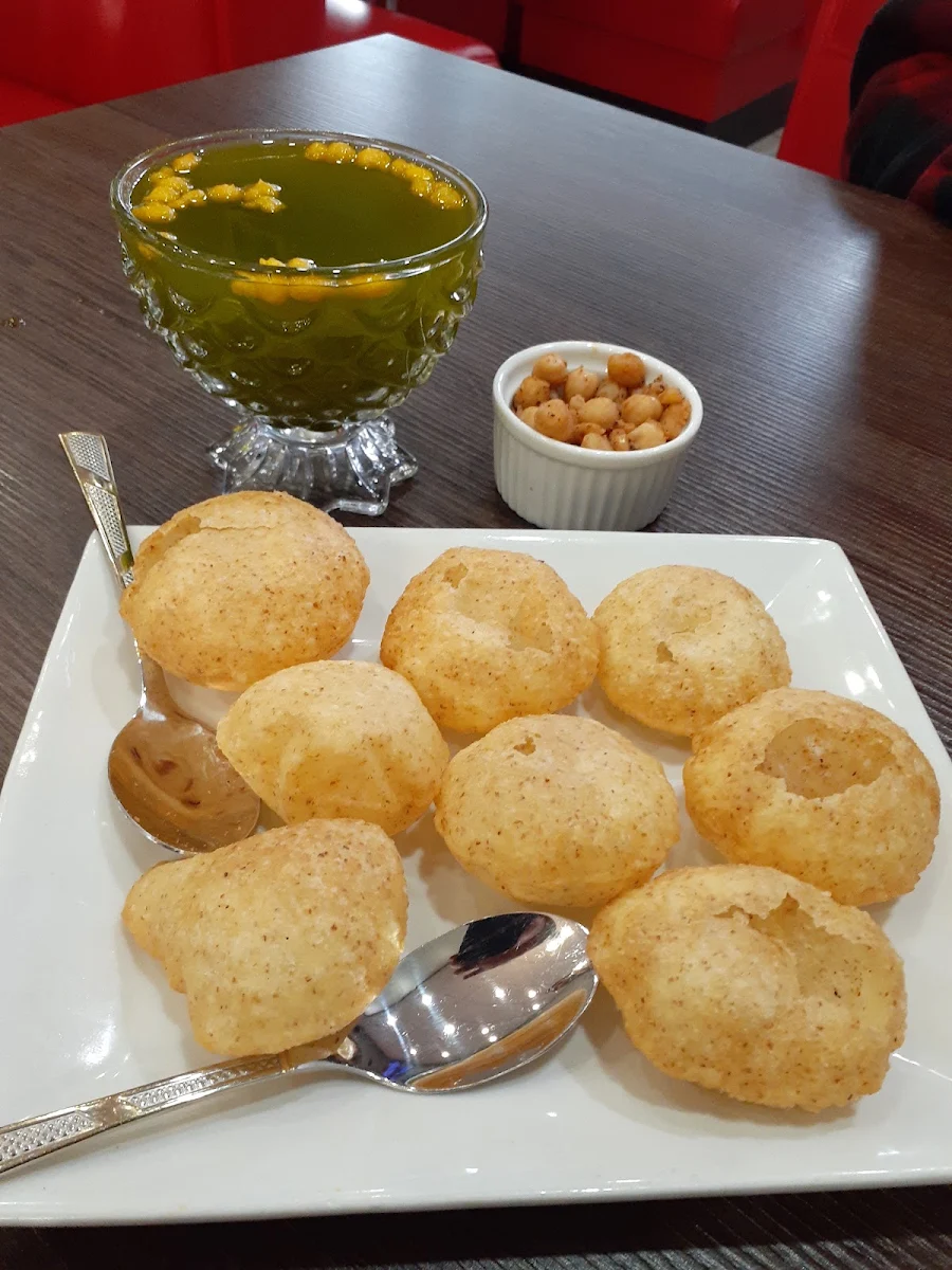 Gol Gappa 8 pcs, Kalash Indian Kitchen