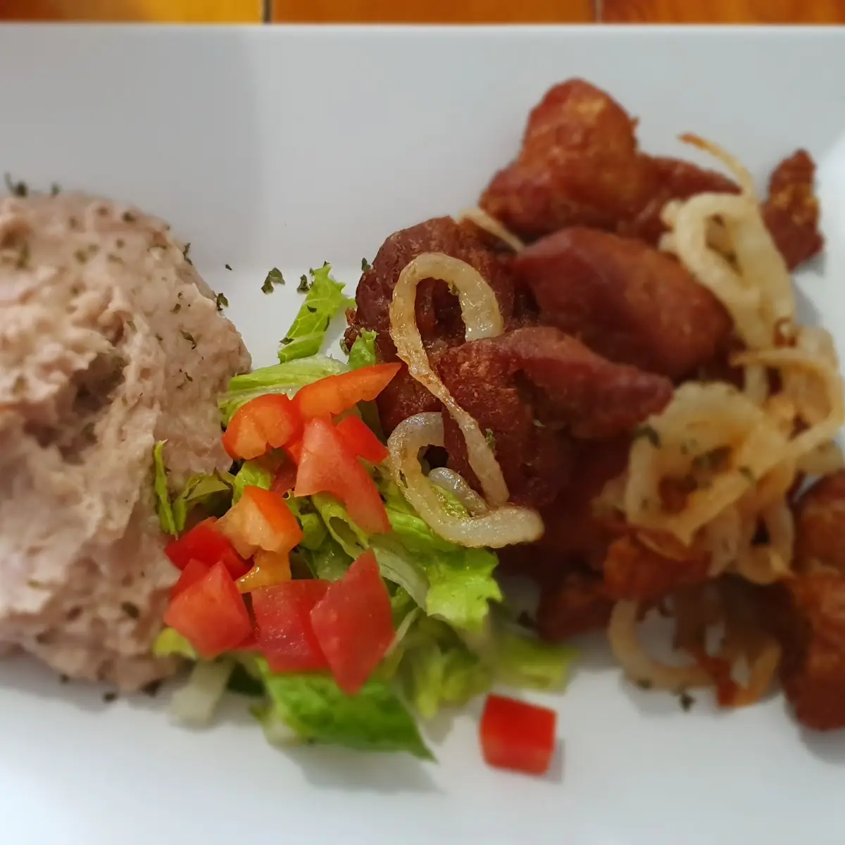 Majado de Malanga Con Carne Frita