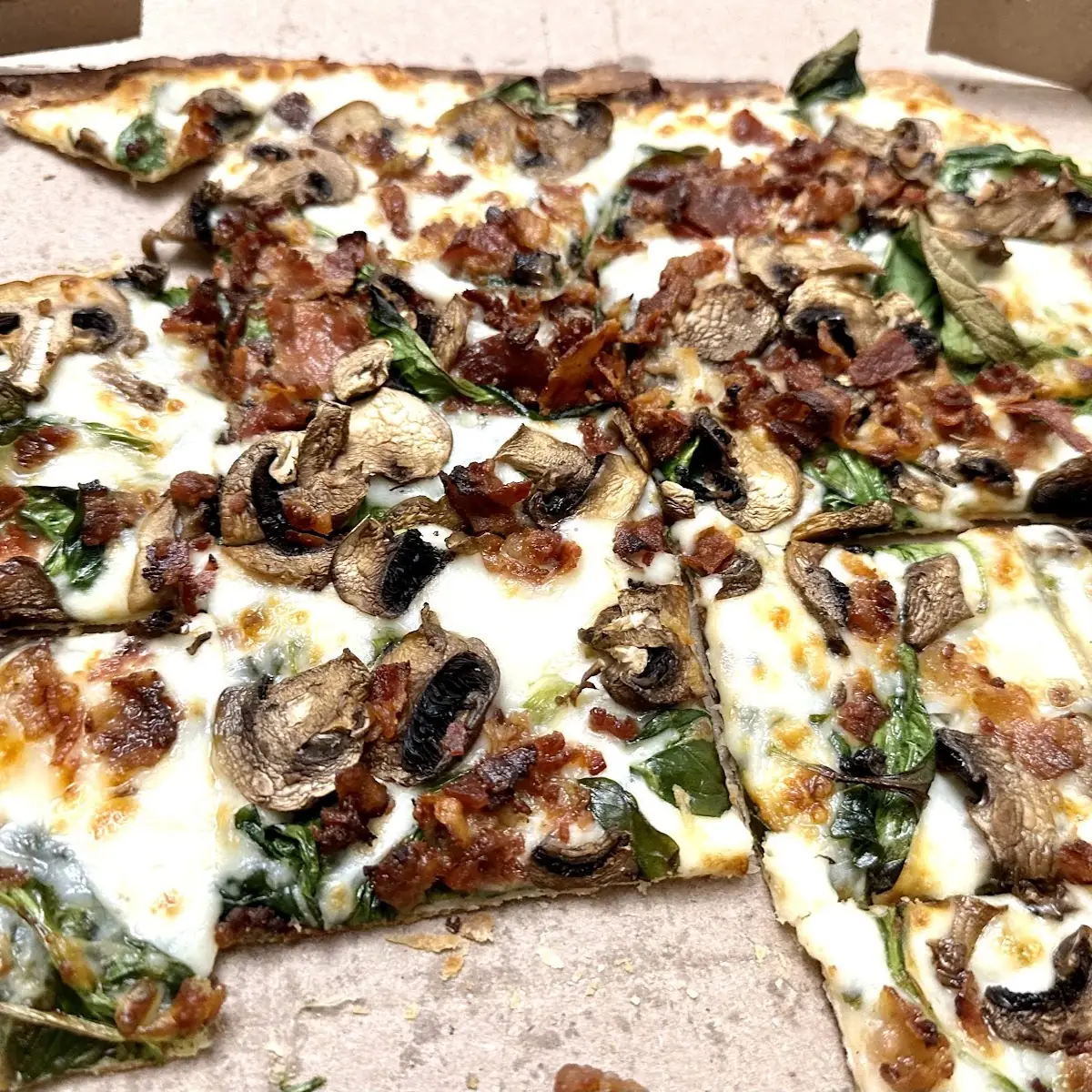 Thin Crust Cheese Bacon Spinach Mushrooms