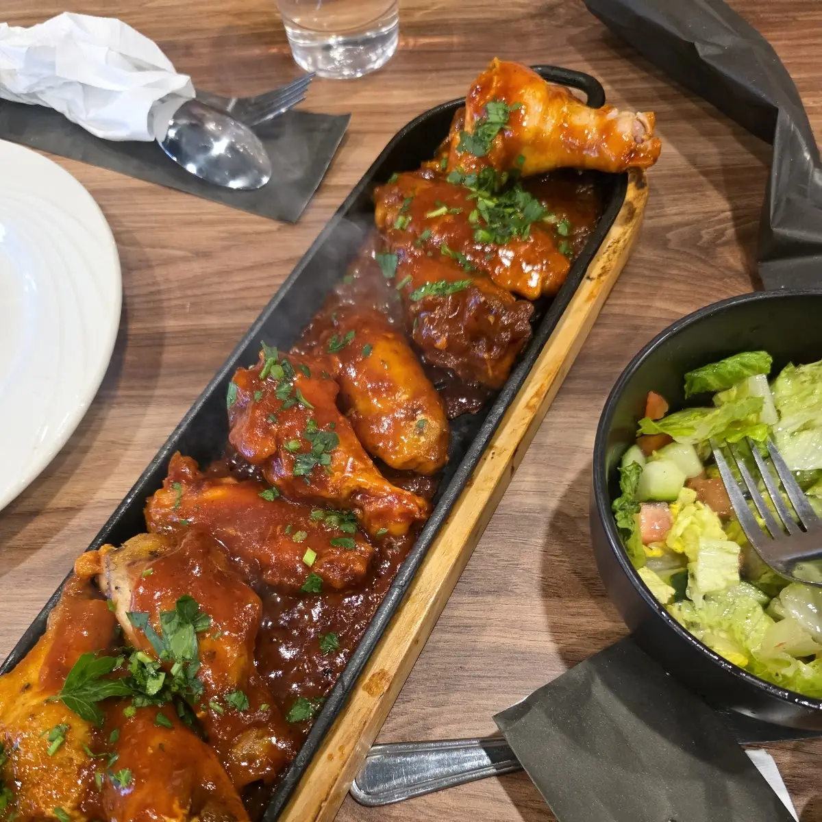 Kids BBQ Wings with Fries (4 pcs.)