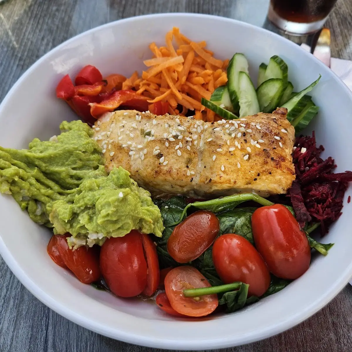 Salmon Bowl, Boston Pizza