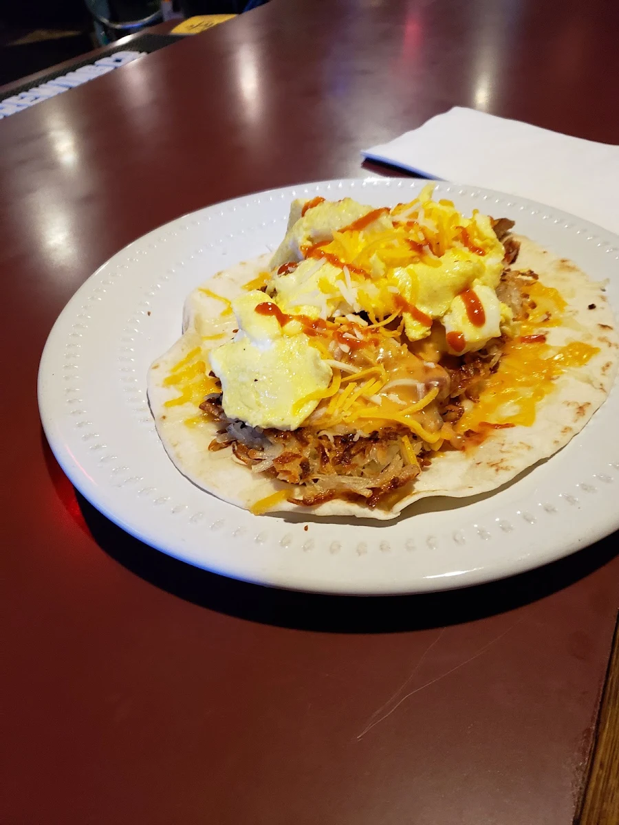 Cheese Omelette with Hashbrowns