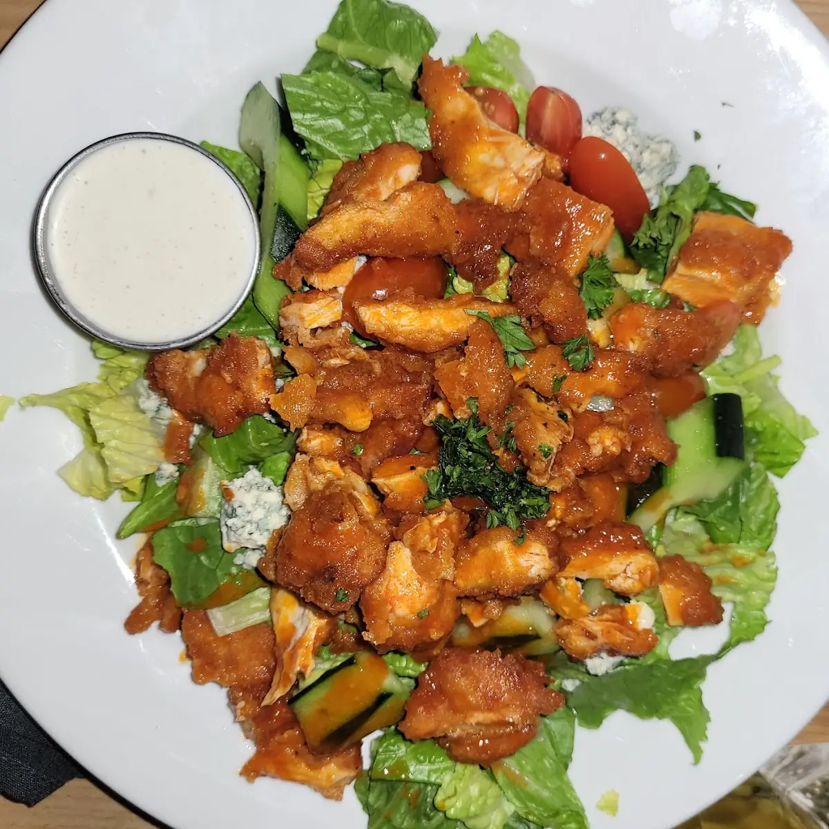 Buffalo Crispy Chicken Salad