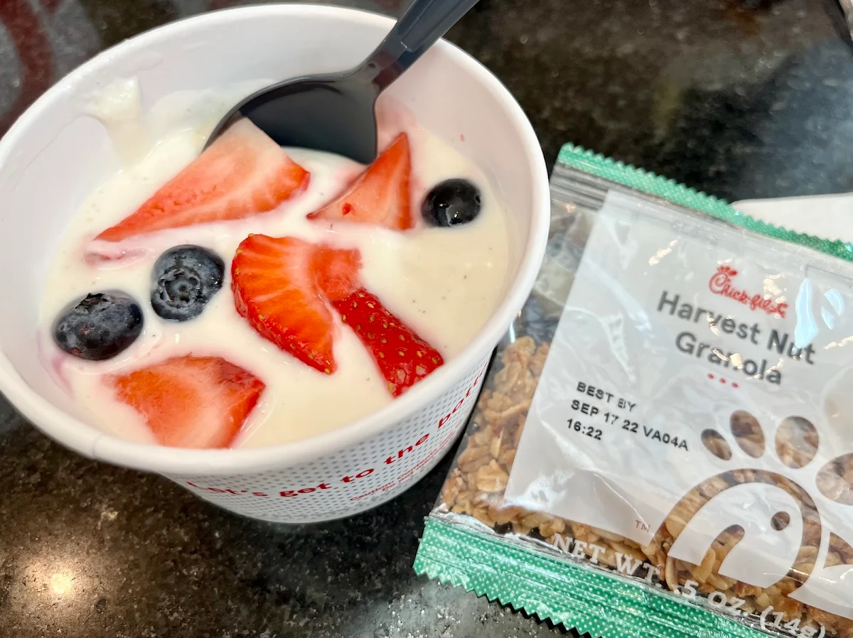 Yogurt Parfait with Granola
