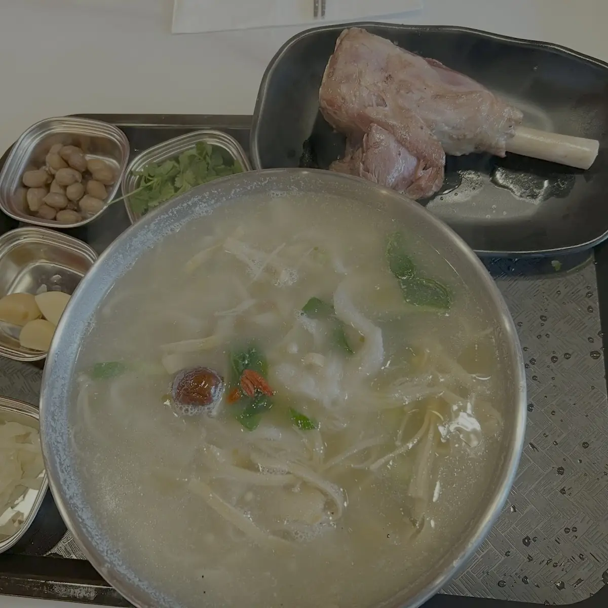 Braised Noodle Soup with Beef Ribs