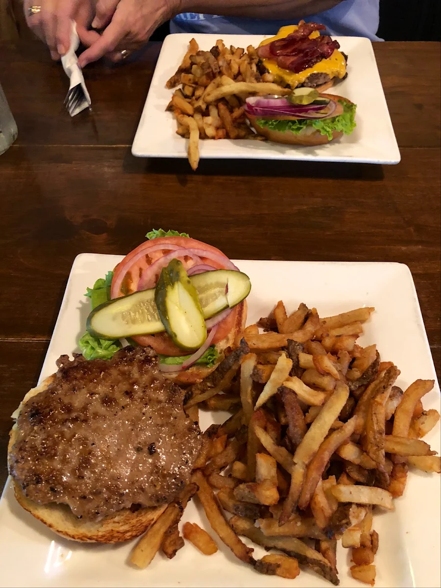Burger Cheese and Bacon