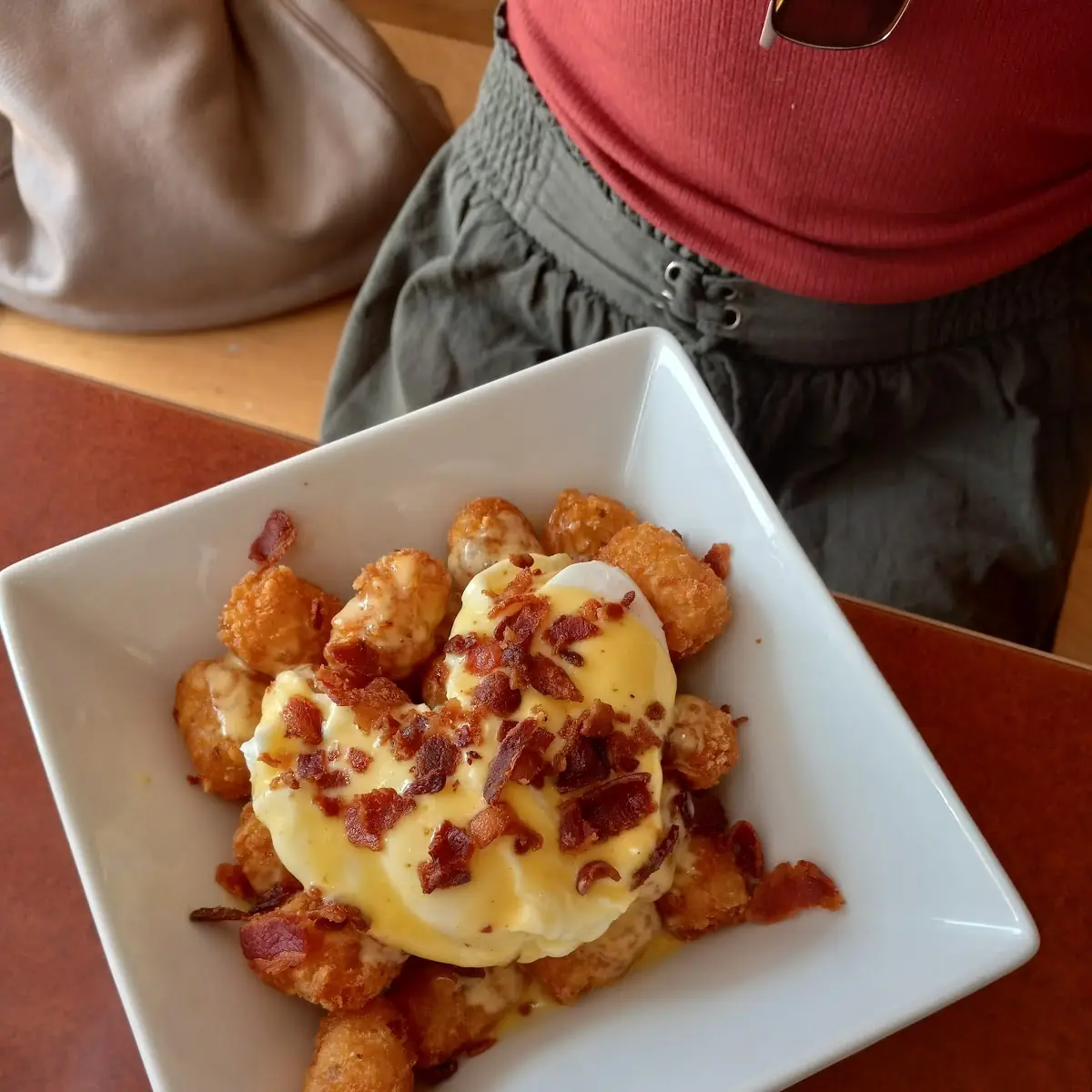 Tater Tot Eggs Benedict