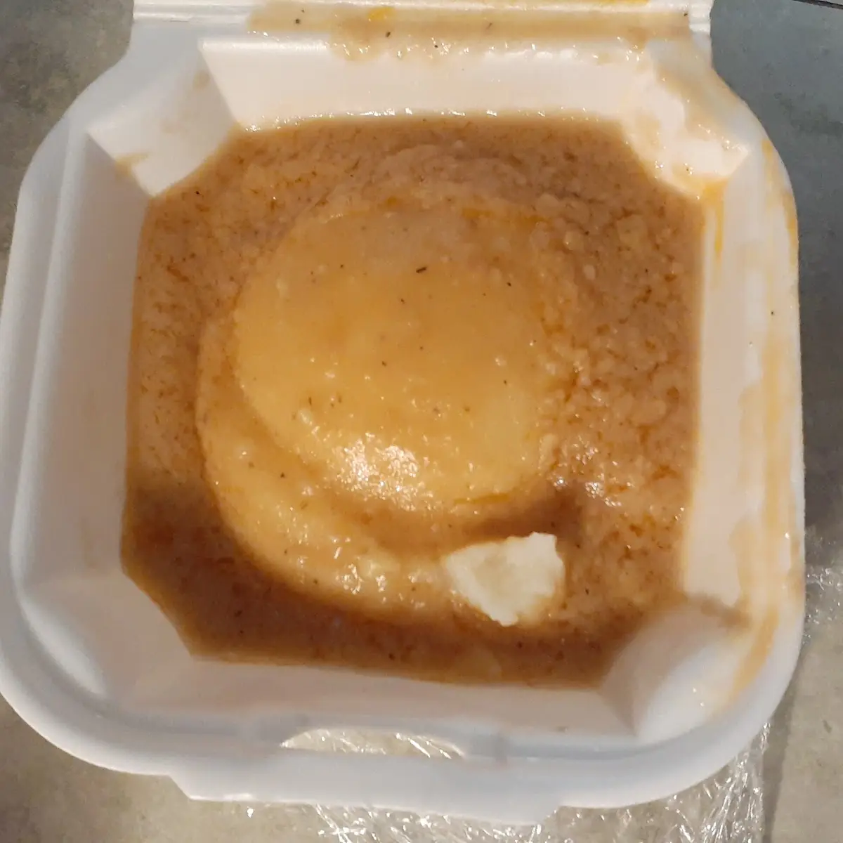 Mashed Potatoes with Gravy