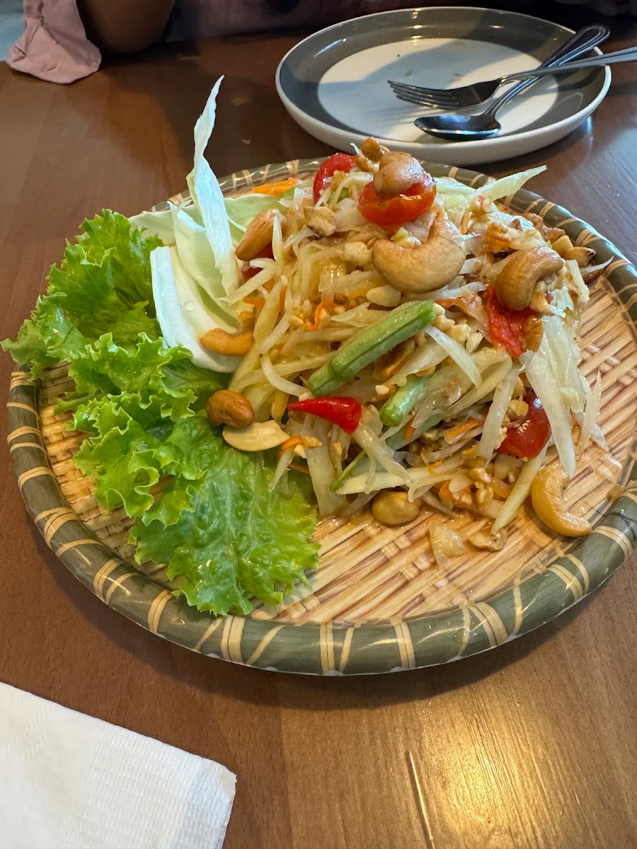 Papaya Salad, MAKIN Thai Food