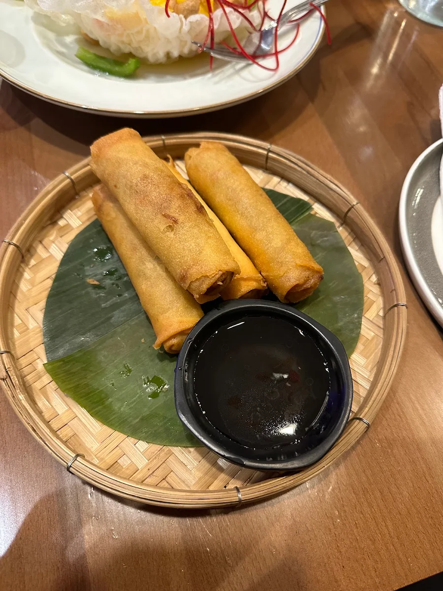 Spring Rolls, MAKIN Thai Food