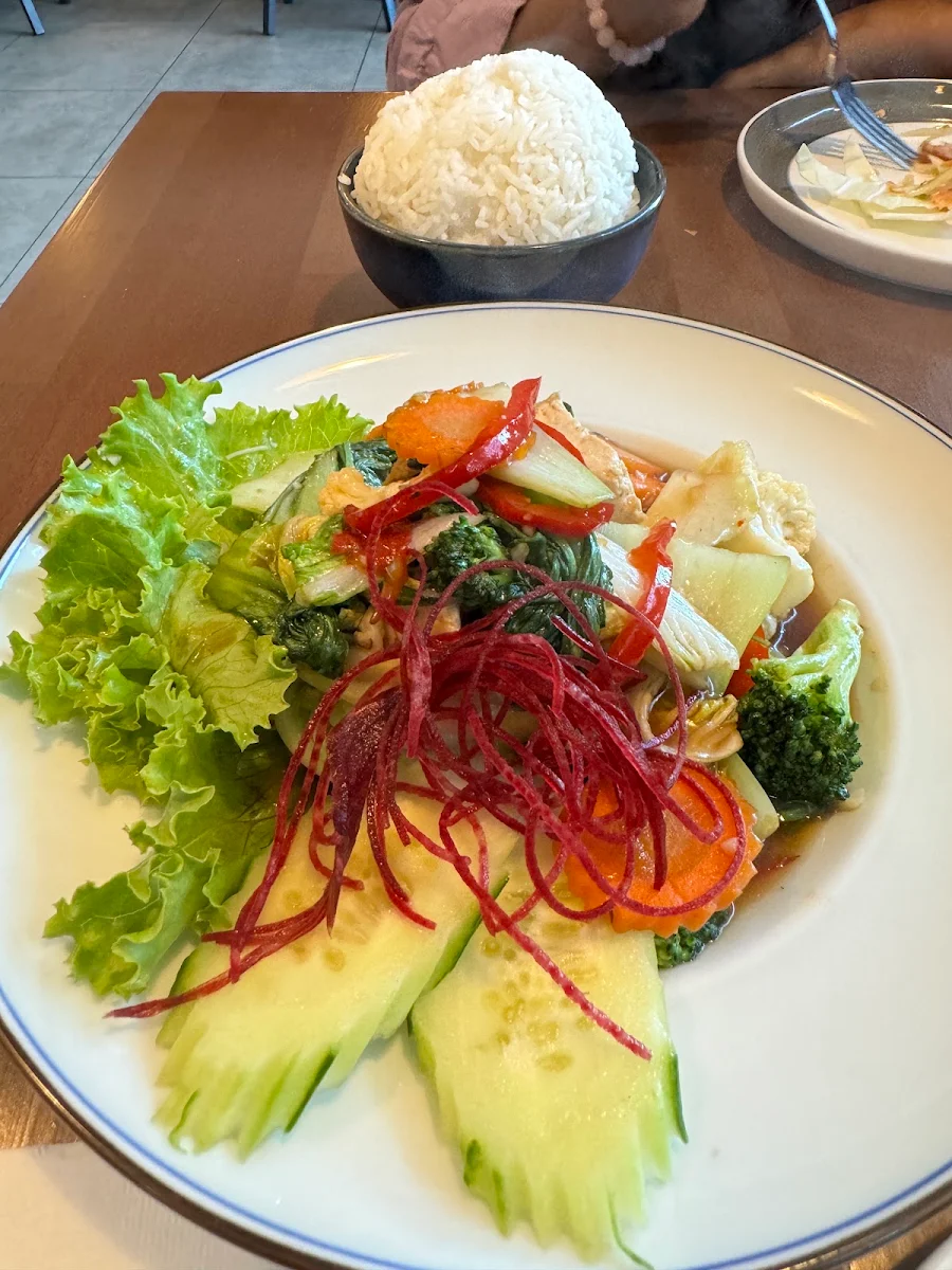 Thai Basil Stir Fry, MAKIN Thai Food