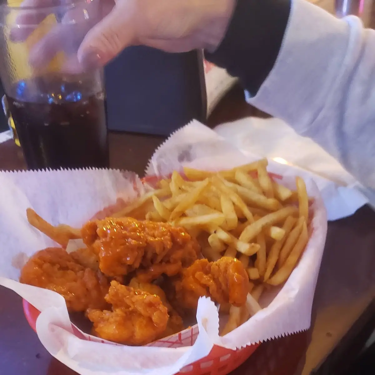 Boneless Wings with Fries