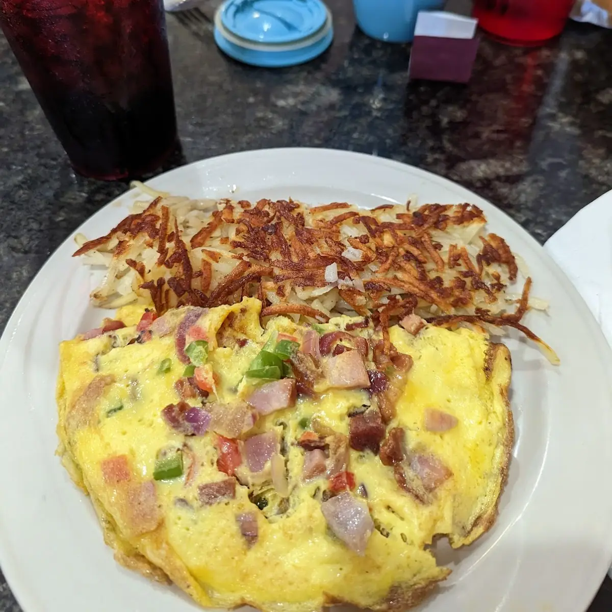 Ham and Cheese Omelet with Hashbrowns and Toast