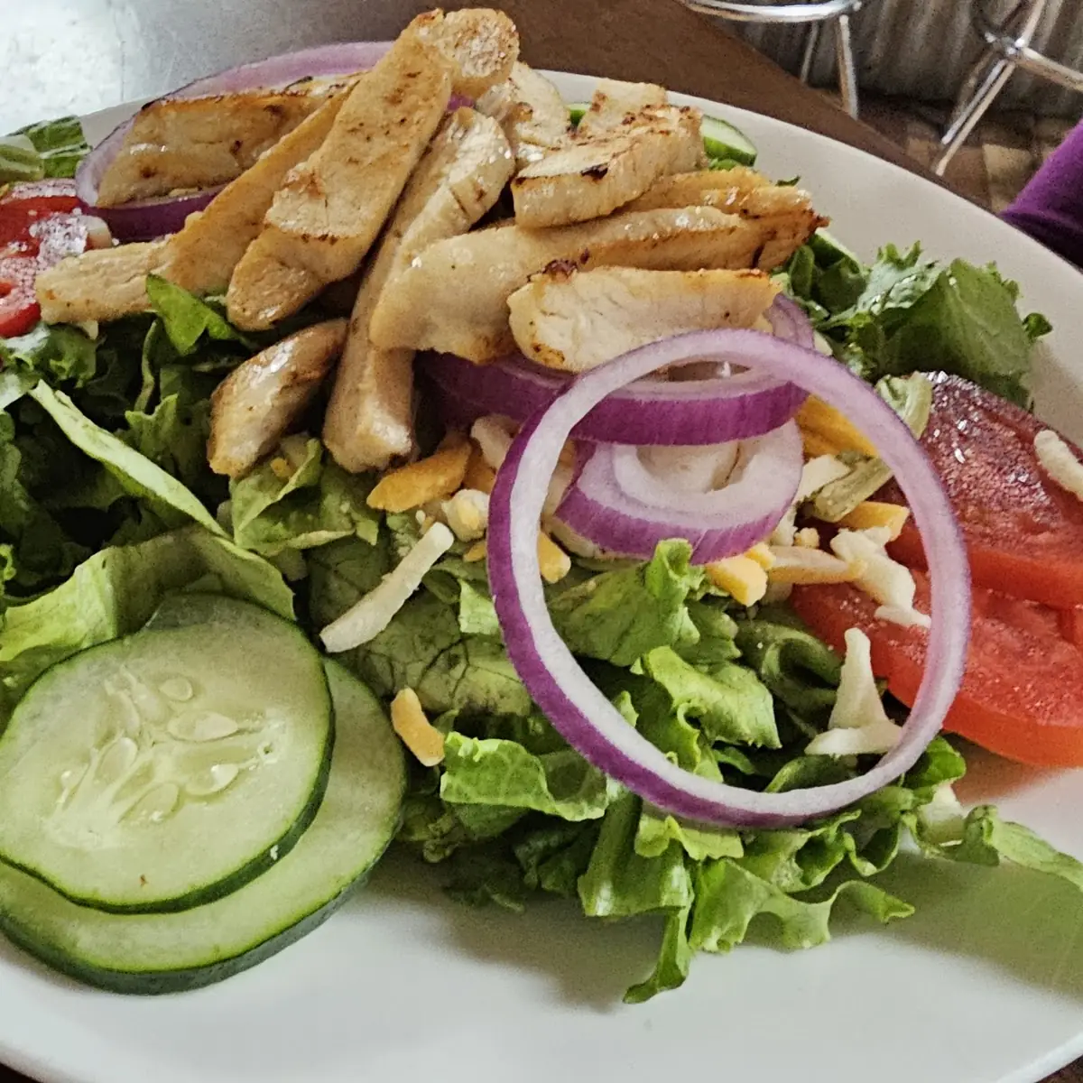 Garden Salad with Grilled Chicken