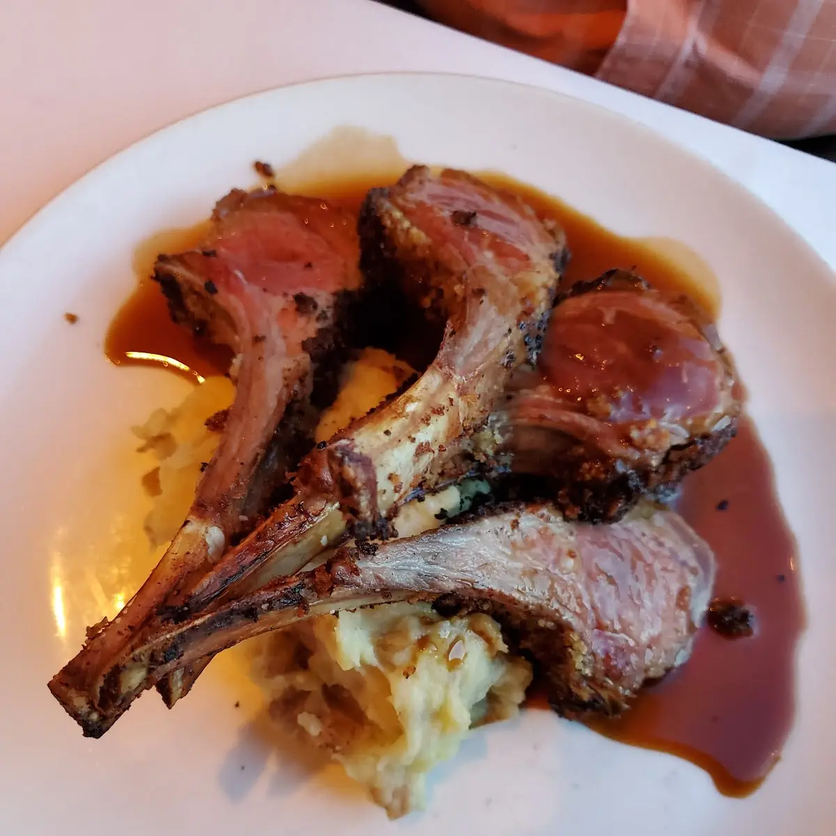 Lamb Chops with Mashed Potatoes