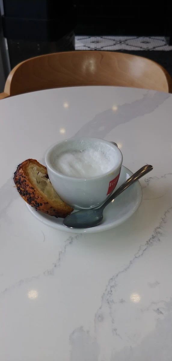 Cappuccino, CAFÉ GELATO - ST-LAURENT