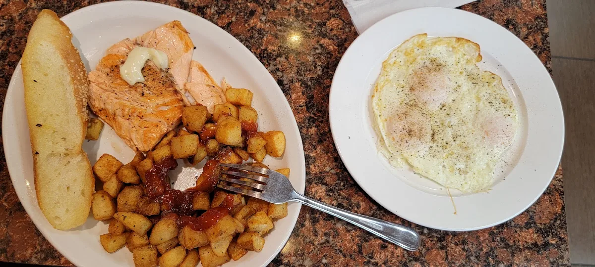 Egg and Salmon Breakfast, Good Egg Dining